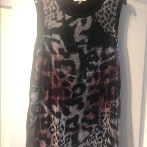 Tunic DKNY. Size M